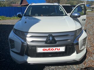 2022 Mitsubishi Montero Sport III Рестайлинг, белый, 4250000 рублей, вид 2