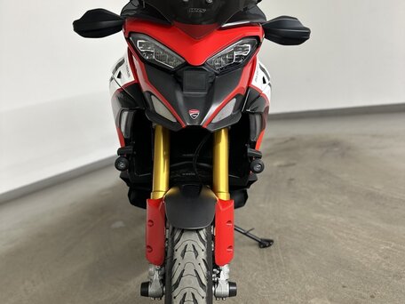 2023 Ducati Multistrada V4, красный, 2050000 рублей, вид 4
