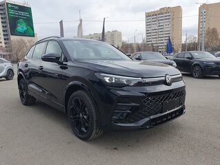 2026 Volkswagen Tiguan L Pro III (China Market), чёрный, 5100000 рублей, вид 3