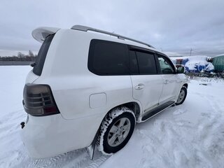 2011 Toyota Land Cruiser 200 Series, белый, 2590000 рублей, вид 4