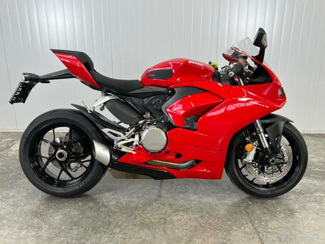 2020 Ducati Panigale V2, красный, 1199000 рублей, вид 4