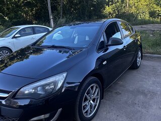 2013 Opel Astra J Рестайлинг, чёрный, 750000 рублей, вид 2