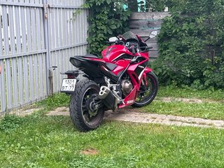 2023 Honda CBR 400R, красный, 650000 рублей, вид 3