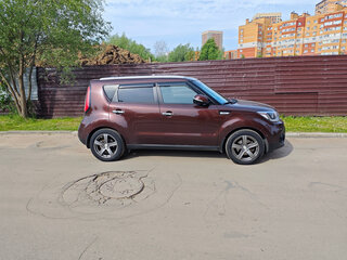 2018 Kia Soul II Рестайлинг, коричневый, 1590000 рублей, вид 1
