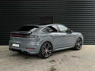 2026 Porsche Cayenne Coupé III Рестайлинг, серый, 23500000 рублей, вид 5