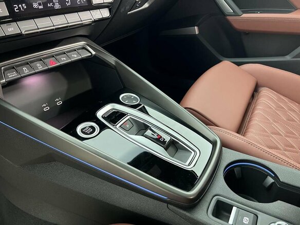 2025 Audi A3 Sportback 35 TFSI IV (8Y) Рестайлинг, серый, 4495000 рублей - вид 15