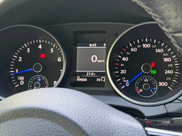 2012 Volkswagen Golf R VI, синий, 2300000 рублей - вид 17