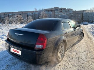 2004 Chrysler 300C I, чёрный, 670000 рублей, вид 4