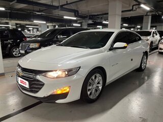 2022 Chevrolet Malibu IX Рестайлинг, белый, 1200001 рублей, вид 1