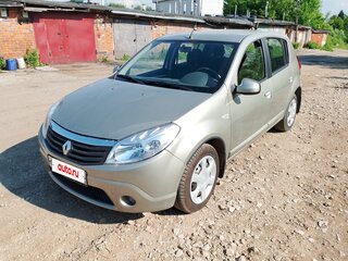 2011 Renault Sandero I, бежевый, 825000 рублей, вид 1