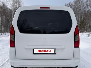 2012 Citroen Berlingo II Рестайлинг, белый, 1095000 рублей, вид 5