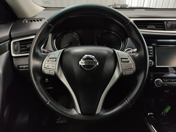 2017 Nissan X-Trail III Рестайлинг, серебристый, 1520000 рублей - вид 6