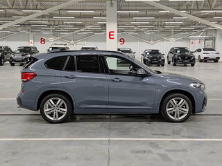 2021 BMW X1 20i xDrive II (F48) Рестайлинг, серый, 3580000 рублей, вид 4