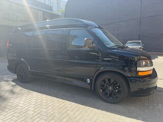 2024 Chevrolet Express II, чёрный, 15000000 рублей, вид 3