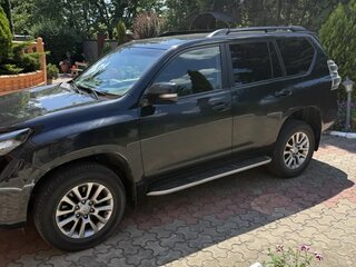 2016 Toyota Land Cruiser Prado 150 Series Рестайлинг 1, чёрный, 4070000 рублей, вид 5