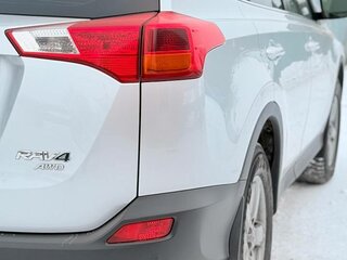 2013 Toyota RAV4 IV (XA40), серебристый, 1600000 рублей, вид 4