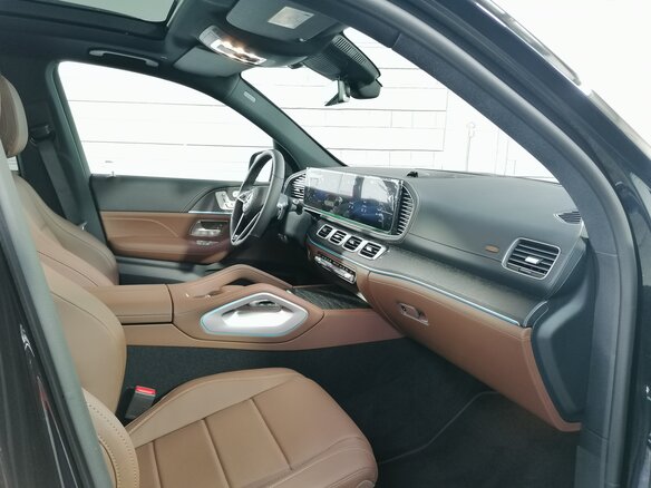 2026 Mercedes-Benz GLE 300 d II (V167) Рестайлинг, чёрный, 17100000 рублей - вид 25