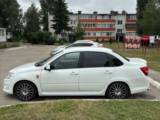 2015 Lada (ВАЗ) Granta Sport I, белый, 550000 рублей, вид 3