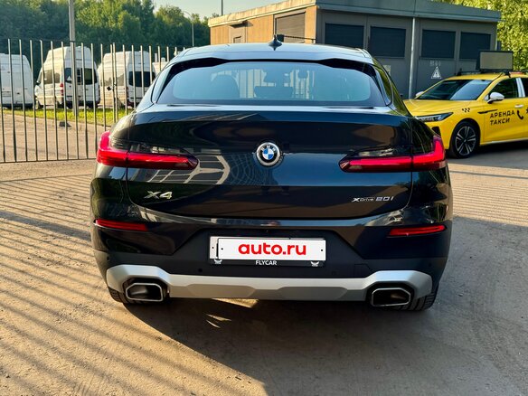 2022 BMW X4 20i II (G02) Рестайлинг, чёрный, 5995000 рублей - вид 4