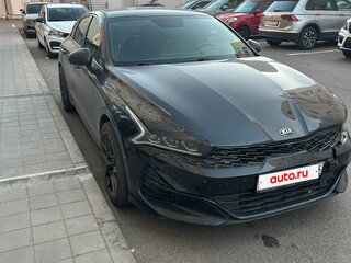2021 Kia K5 III, чёрный, 1400000 рублей, вид 3