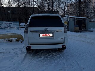2016 Toyota Land Cruiser Prado 150 Series Рестайлинг 1, белый, 4500000 рублей, вид 3