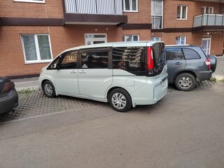 2015 Honda Stepwgn V, белый, 1395000 рублей, вид 2
