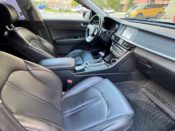2019 Kia Optima IV Рестайлинг, серый, 2300000 рублей - вид 5