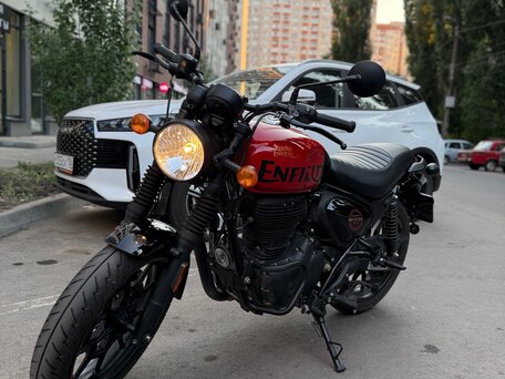 2024 Royal Enfield Hunter, красный, 355000 рублей, вид 1