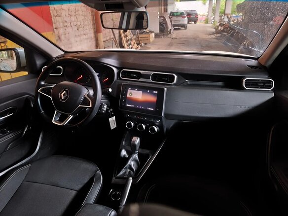 2021 Renault Duster II, белый - вид 4