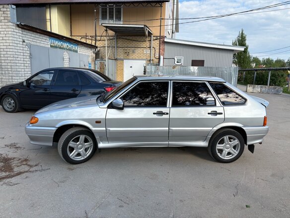 2004 Lada (ВАЗ) 2114, серебристый, 400000 рублей - вид 5