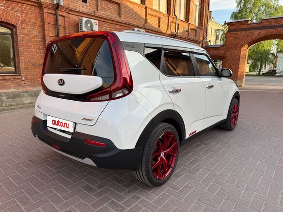2021 Kia Soul III, белый, 2540000 рублей - вид 4