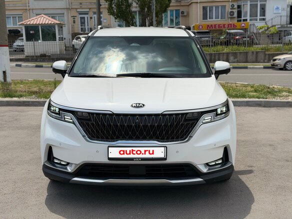 2021 Kia Carnival IV, белый, 4300000 рублей - вид 1