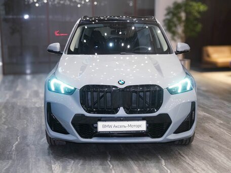 2026 BMW X1 Long 25Li xDrive III (U11/U12), серый, 5940000 рублей, вид 2