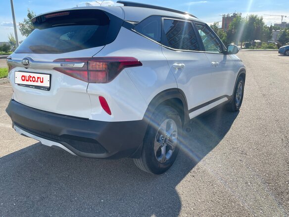 2020 Kia Seltos I, белый, 1600000 рублей - вид 4