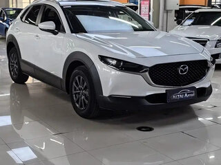 2023 Mazda CX-30 I, белый, 1670000 рублей, вид 3