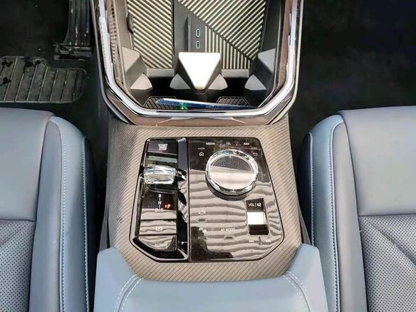 2025 BMW X3 Long 30L xDrive IV (G45/G48), серебристый, 6200000 рублей - вид 9