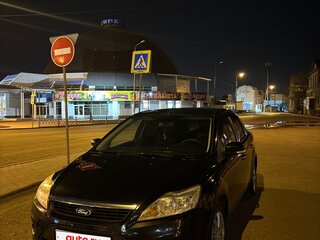2011 Ford Focus II Рестайлинг, чёрный, 400000 рублей, вид 1