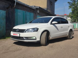 2011 Volkswagen Passat B7, белый, 999999 рублей, вид 1