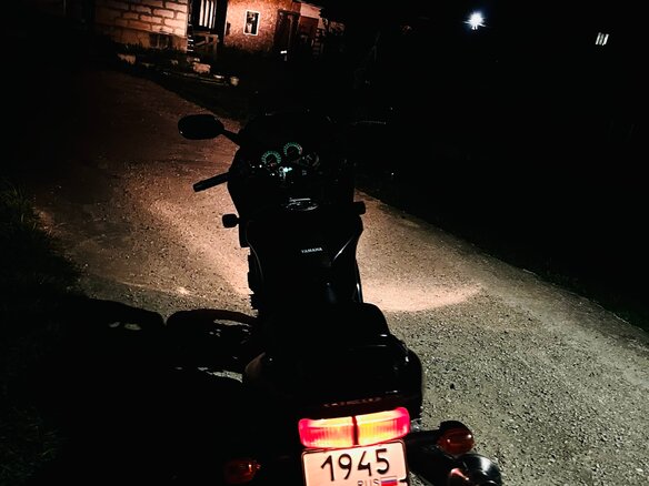 1999 Yamaha FZS600 Fazer, чёрный, 335000 рублей - вид 4
