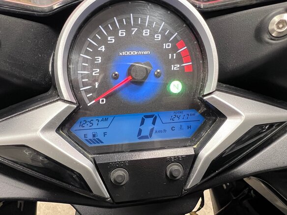 2011 Honda CBR 250R, чёрный, 300000 рублей - вид 5