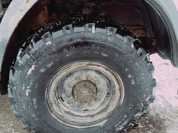 2006 КамАЗ 44108, серебристый, 2300000 рублей - вид 5