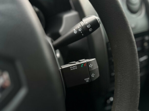 2017 Renault Duster I Рестайлинг, серебристый, 869000 рублей - вид 19