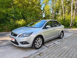2009 Ford Focus II Рестайлинг, серебристый, 560000 рублей, вид 1
