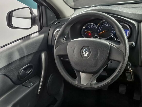 2016 Renault Logan II, белый, 624000 рублей - вид 11