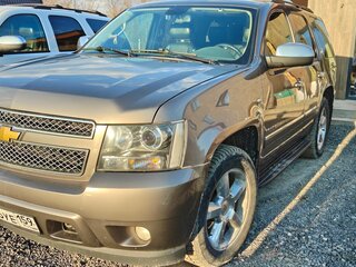 2012 Chevrolet Tahoe 6AT III, коричневый, 2000000 рублей, вид 3