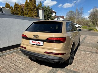 2024 Audi Q7 55 TFSI II (4M) Рестайлинг 2, бежевый, 6850000 рублей, вид 4
