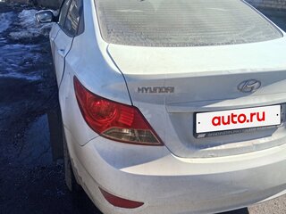 2012 Hyundai Solaris I, белый, 450000 рублей, вид 4
