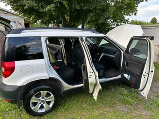 2012 Skoda Yeti I, белый, 740000 рублей, вид 2