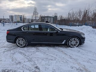 2016 BMW 7 серии 740d xDrive VI (G11/G12), чёрный, 3900000 рублей, вид 4