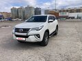 2018 Toyota Fortuner II, белый - вид 1